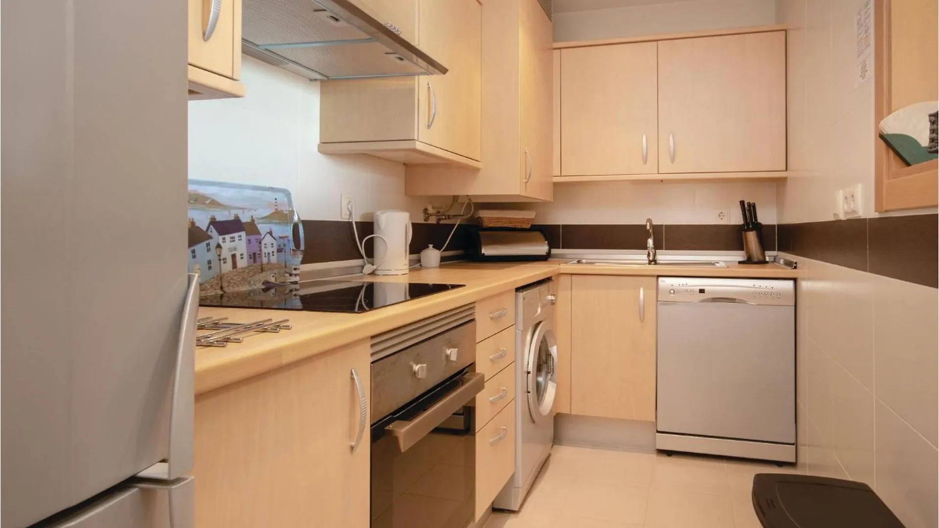 1 Bedroom Awesome Apartment In لا كالا ذي ميخاس 0*,  إسبانيا